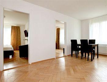 Guesthouse Dienerstrasse Zürich Kültér fotó