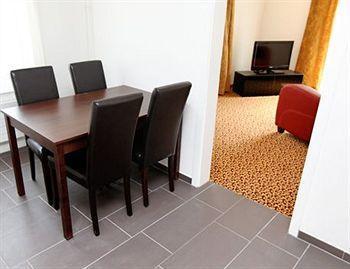 Guesthouse Dienerstrasse Zürich Kültér fotó
