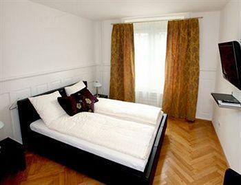 Guesthouse Dienerstrasse Zürich Kültér fotó